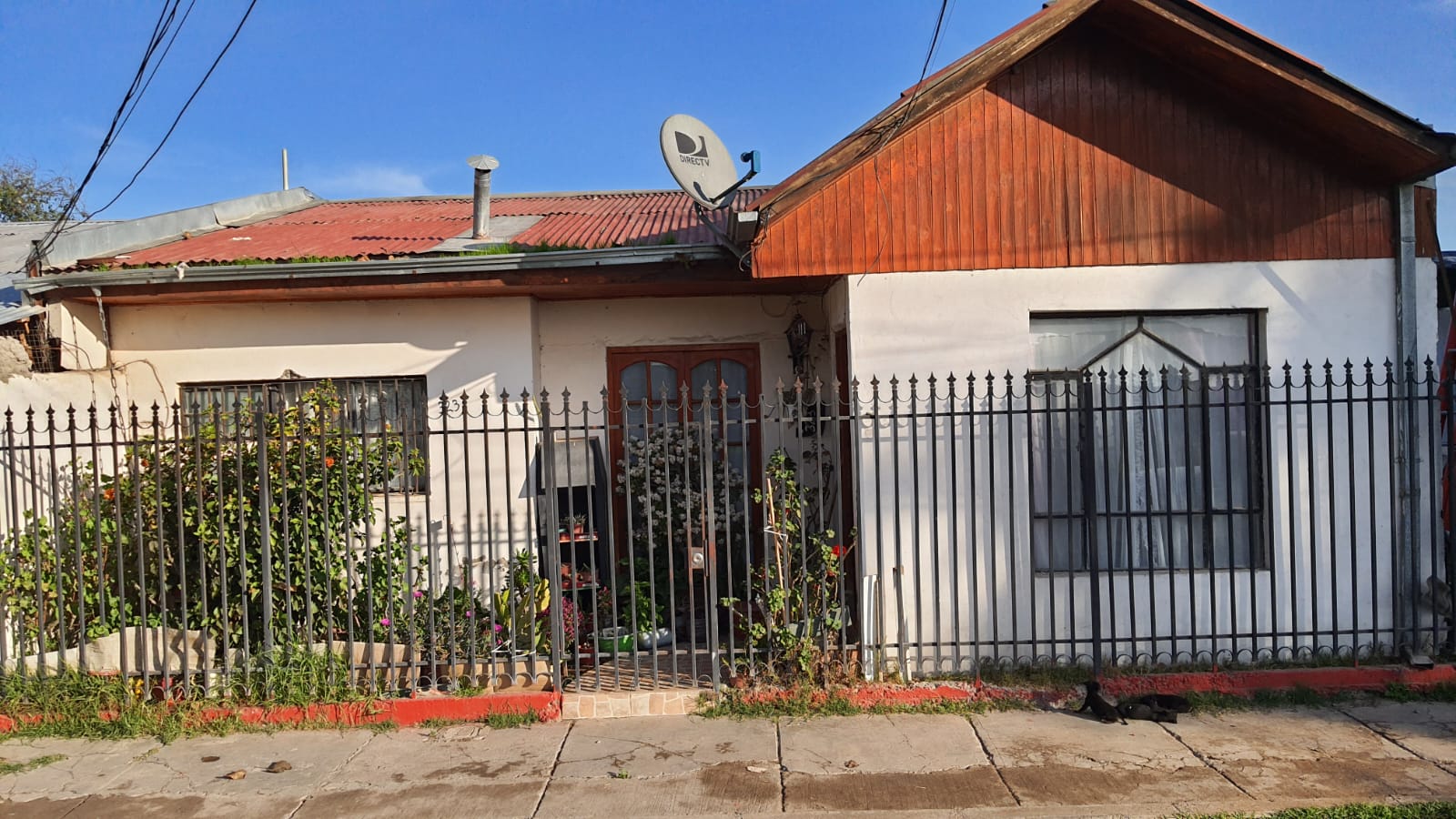 Se vende casa en población Padre Demetrio